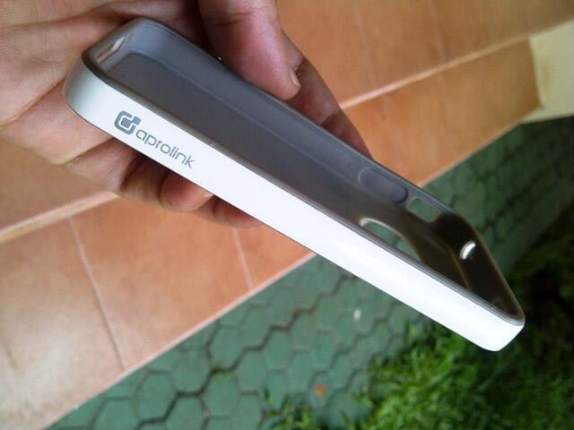JUAL Iphone 4 32GB FU Black Bonus melimpah