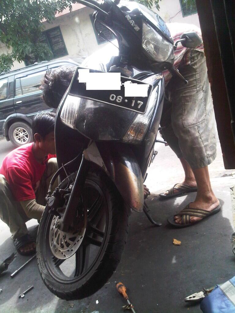 BENGKEL MOTOR MENGECEWAKAN &amp; GETOK HARGA . . ( DAERAH KOTA-JAKARTA )