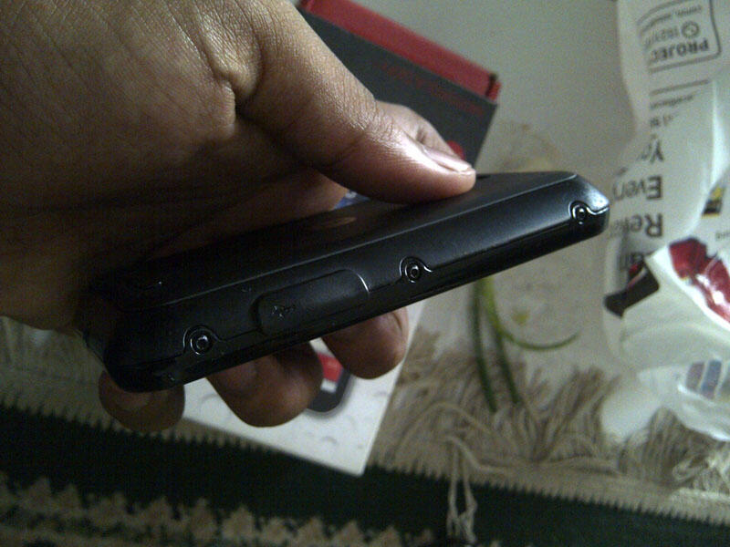 jual motorola defy MB525 fullset bonus otterbox surabaya
