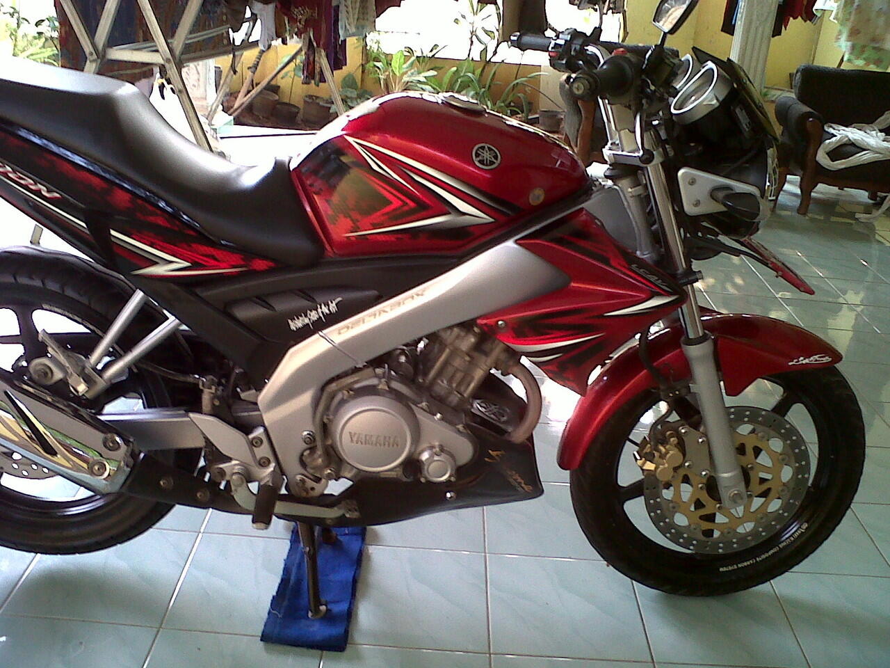 VIXION MERAH 2009 (MULUS BANGEEETS)