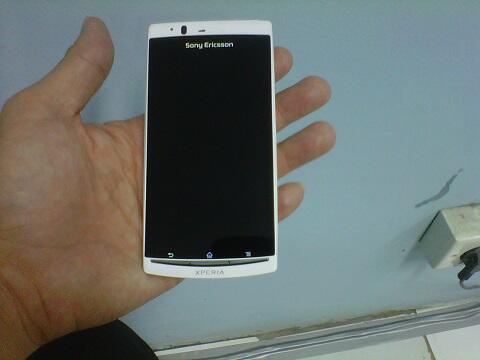 sony xperia arcS LT18i