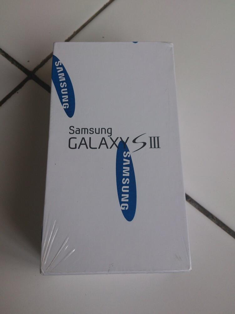 Jual Samsung Galaxy S3 BNIB (marble white) stock 1 unit