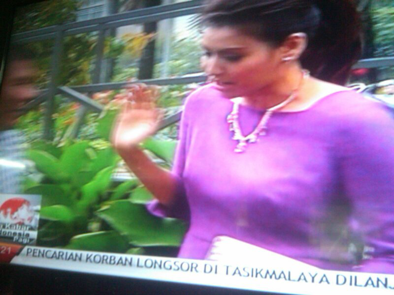 (TV ONE ) PAGI PAGI DAH NEMU GNIAN DI TV..BKIN EHM AJA