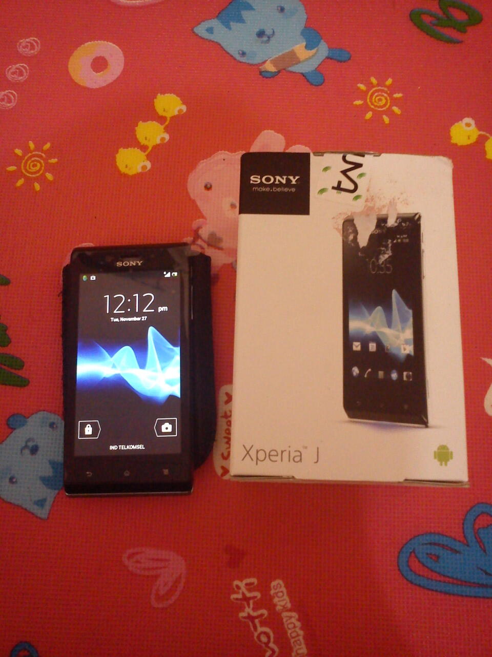 Sony Xperia J & Xperia Play
