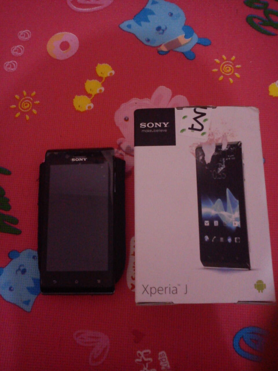 Sony Xperia J & Xperia Play