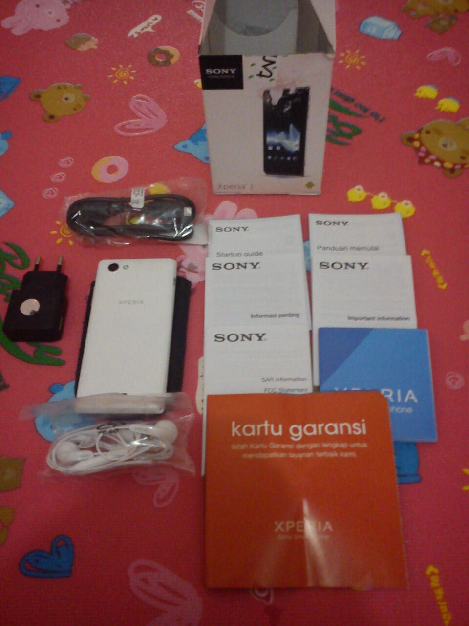 Sony Xperia J & Xperia Play