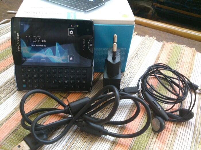 Xperia Mini Pro (Sk17i)