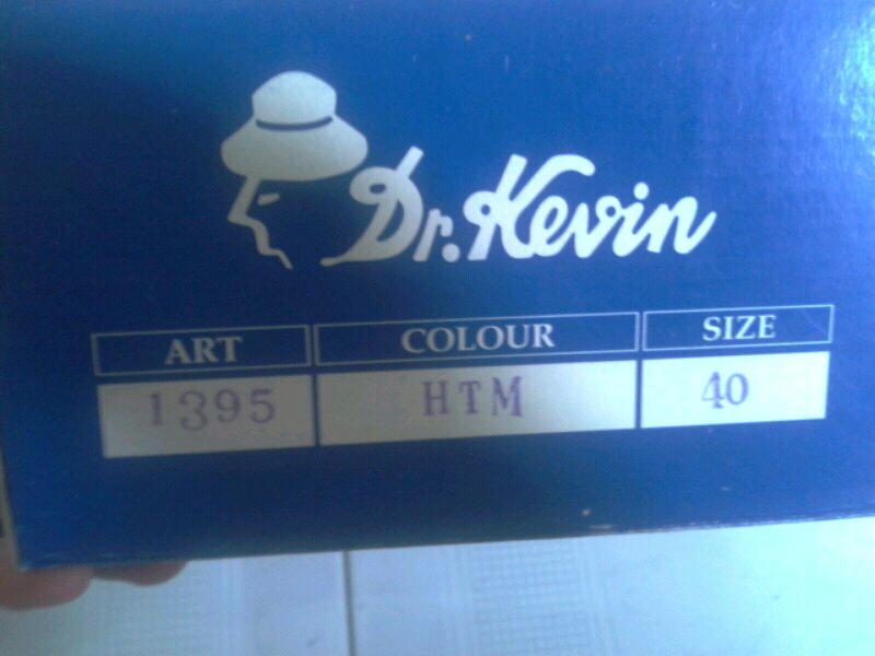 Dijual: Sepatu (Dr.kelvin) n sendal (Absolute)