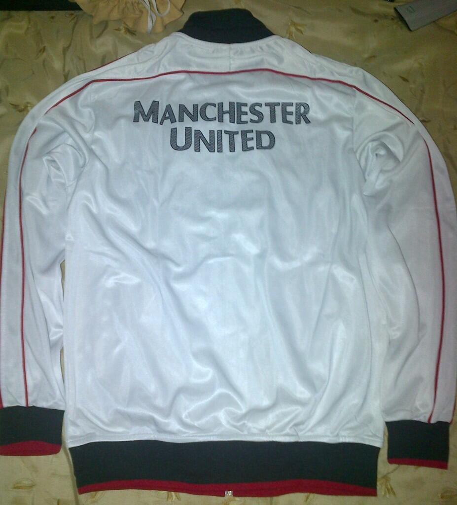Jaket MU White KW, 2nd 95%, Ukuran XL