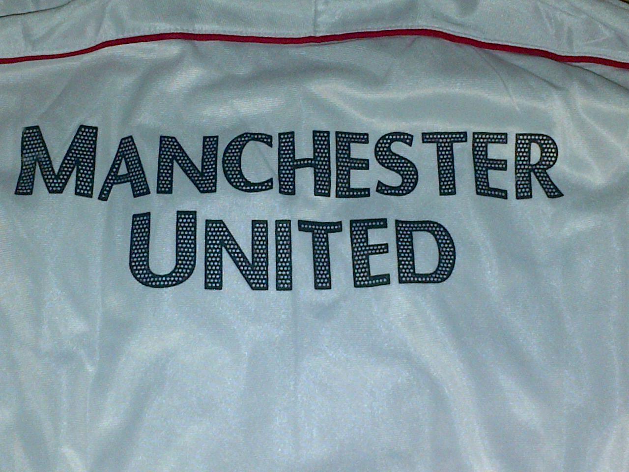 Jaket MU White KW, 2nd 95%, Ukuran XL