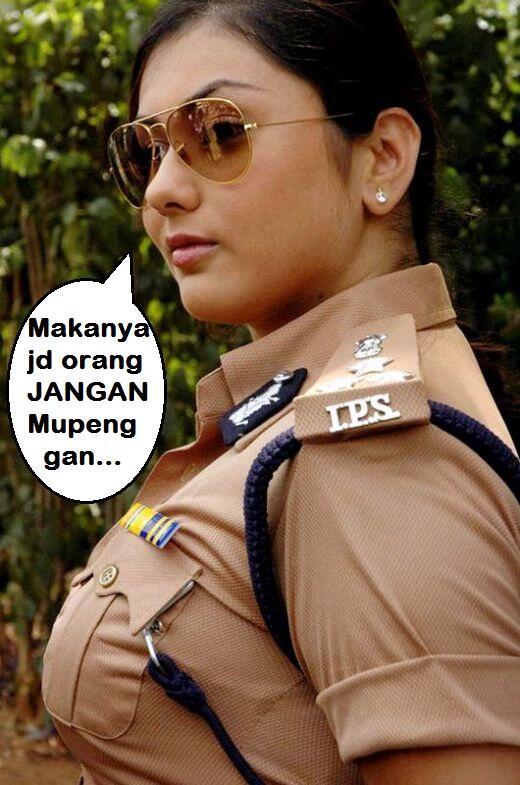 Police Woman (POLWAN) terbening sekaskus ngakakak mampir gan &#91;HOT&#93;