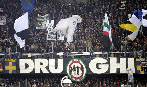 &#91;PIC&#93; Top 10 Best Ultras In The World