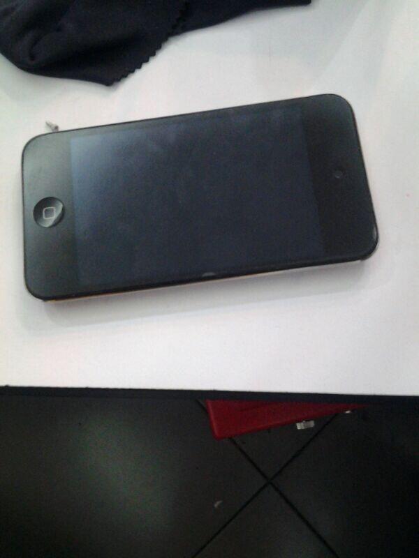IPOD TOUCH GEN 4 (32GB) BLACK