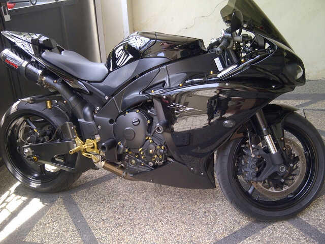 YAMAHA R1 THN 2012 AWAL
