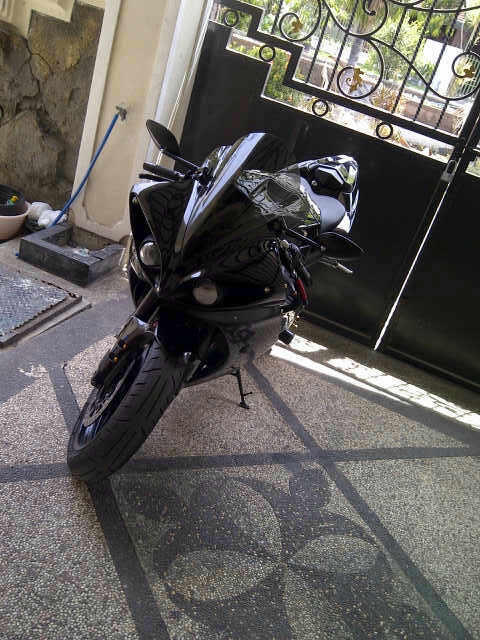 YAMAHA R1 THN 2012 AWAL
