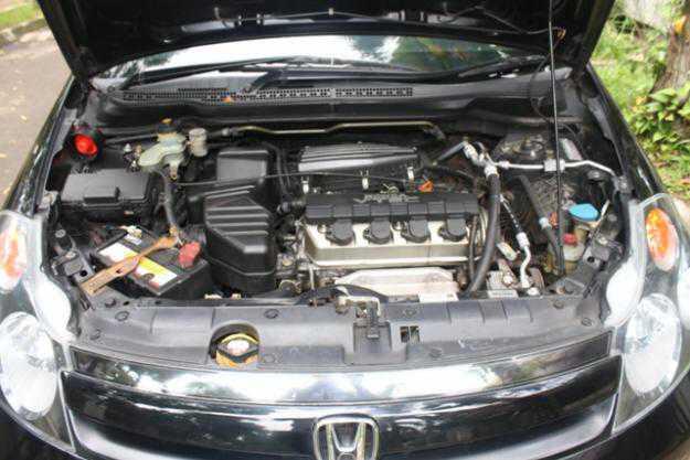 Di Jual HONDA Stream 1 .7 AT. Tahun 2006