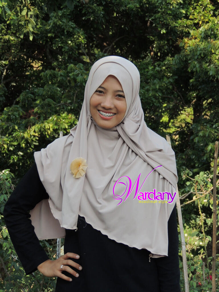 KERUDUNG JILBAB WARDANY