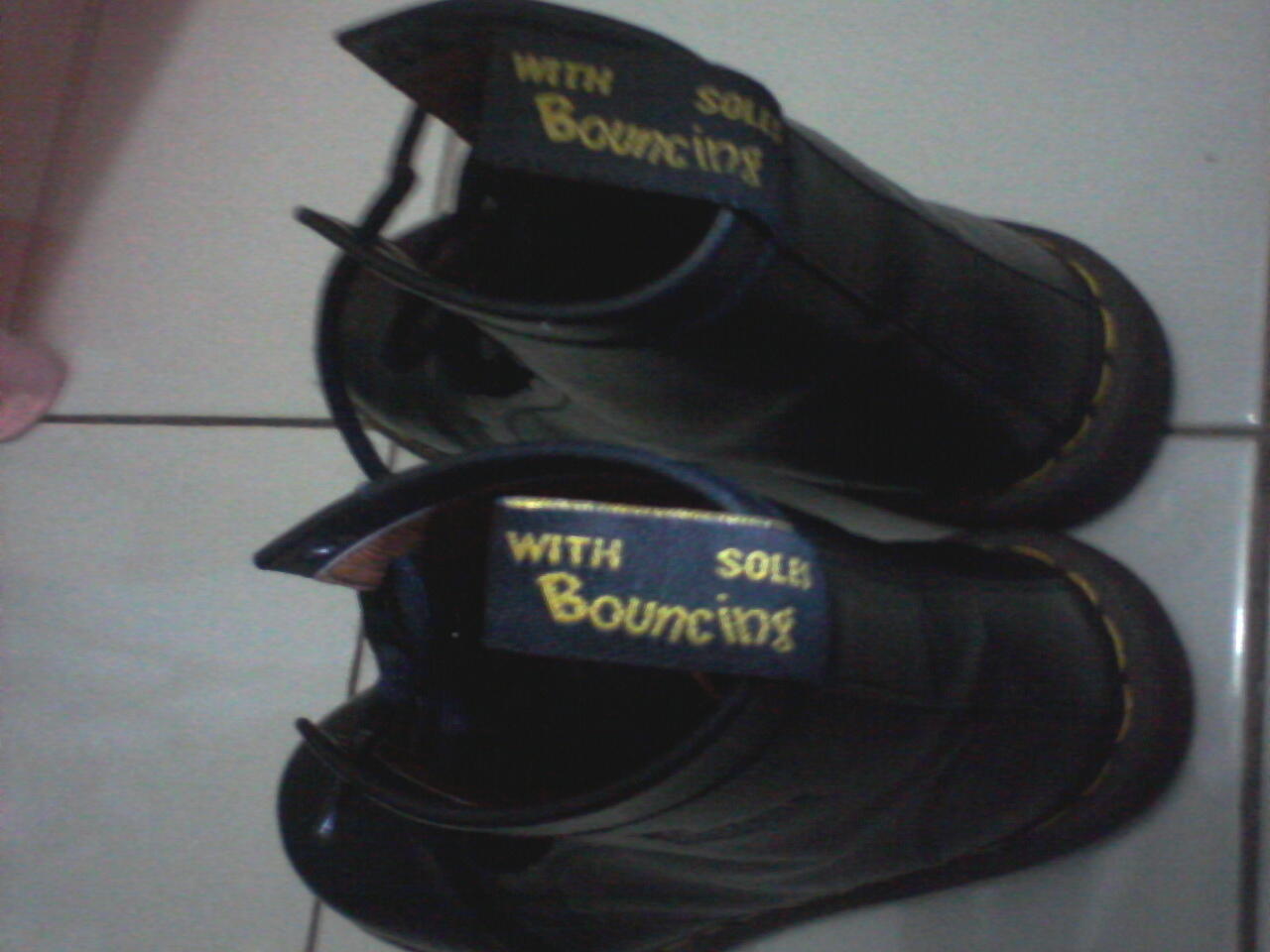 DR MARTEENS