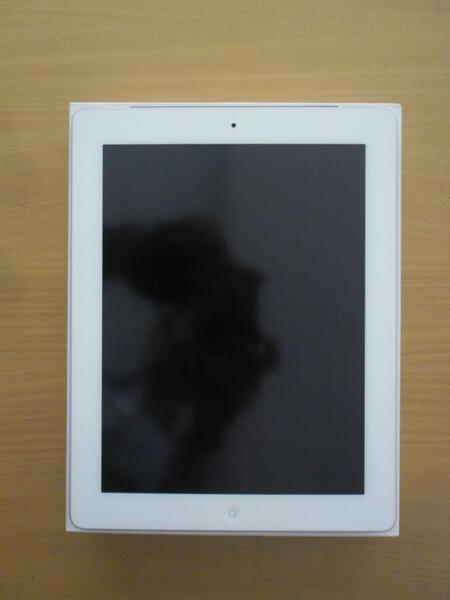 IPAD 3 4G (WIFI + CELLULAR) 32GB. PUTIH,LENGKAP,MULUS
