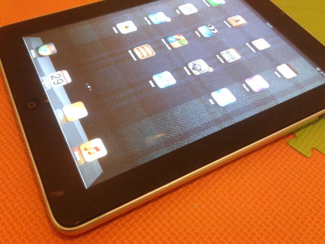 jual apple iPad 1 - 64gb wifi only