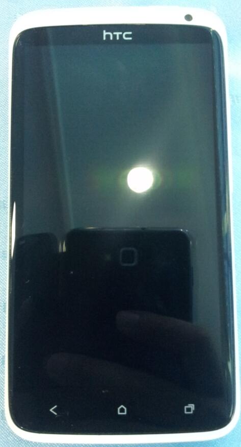 WTS/TT HTC ONE X GARANSI PANJANG RESMI 100% MULUS