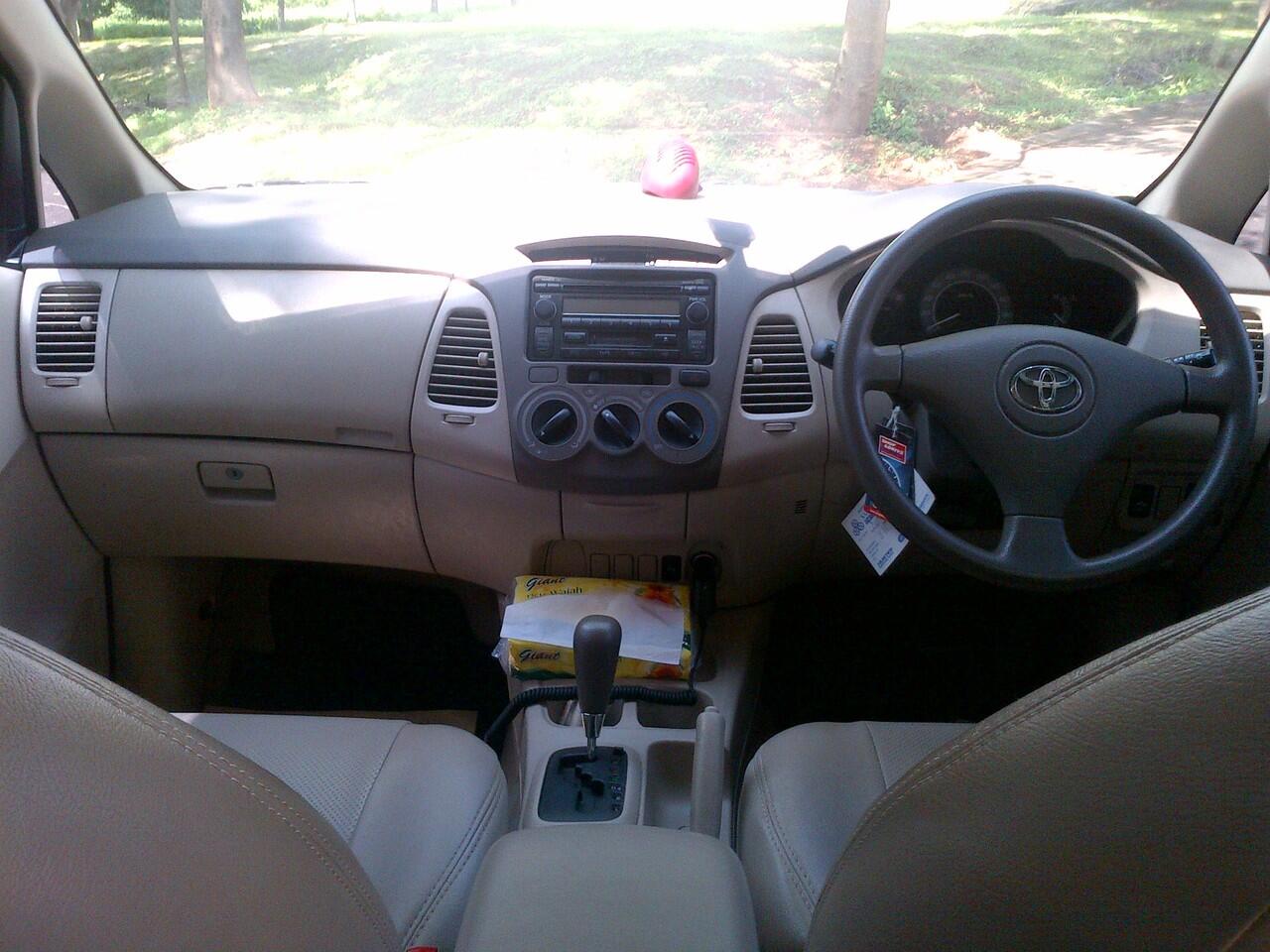 FOR SALE : TOYOTA KIJANG INNOVA G BENSIN AUTOMATIC 2008