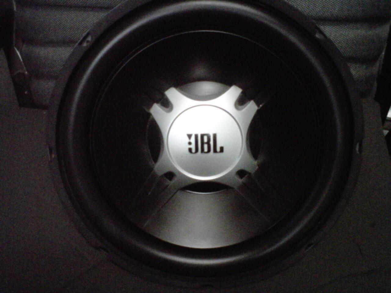 jual subwoofer JBL 12" bekas