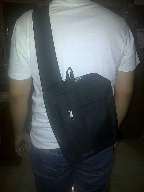Sling bag Kensington for ipad, laptop 10"-11"