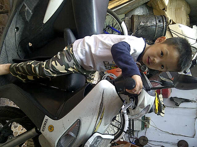 aksesoris motor matic tempat duduk buat anak