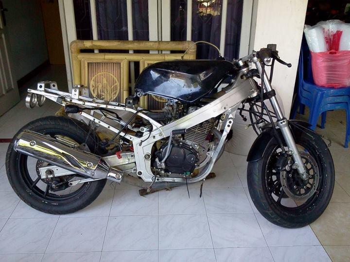 Limbah Moge Rangka, Kaki2, Tanki GSX 400