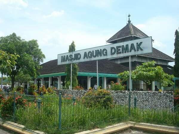 4 Destinasi Keren di Sekitar Semarang