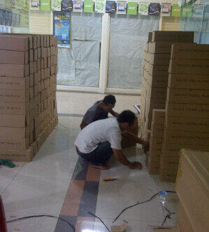 Bracket TV LED dan LCD