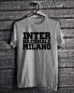 kaos bertuliskan bola unik dan kaos superstar .