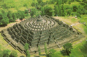 10 Candi / Kuil Paling Menakjubkan di Dunia