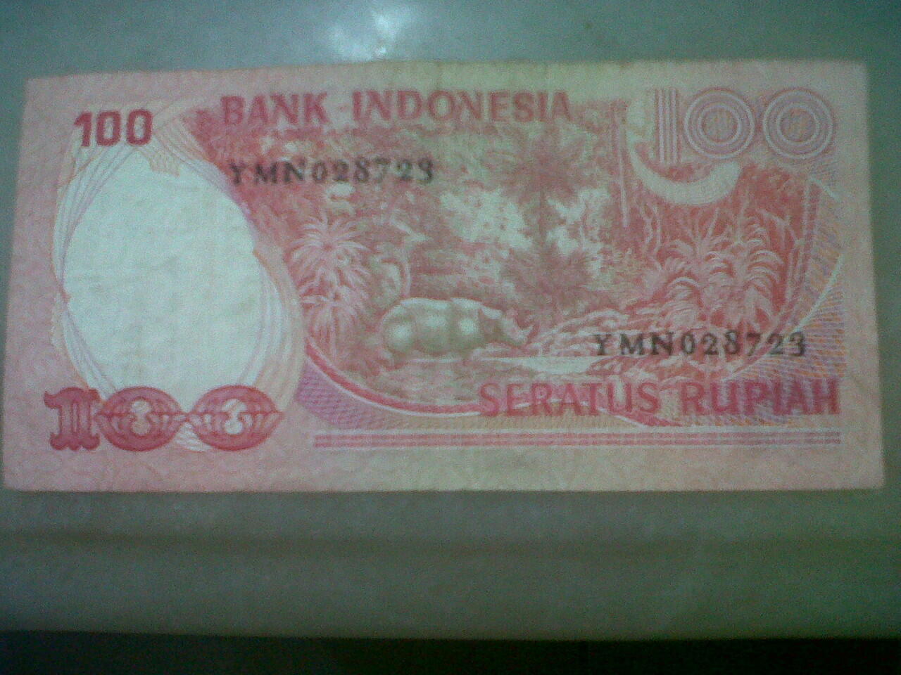 UANG LAMA 100 RUPIAH TAHUN 1977 ANTIK DAN LANGKA