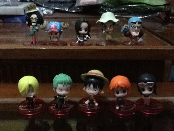 Pajangan figure one piece, detective Conan, slam dunk, doraemon, the avengers