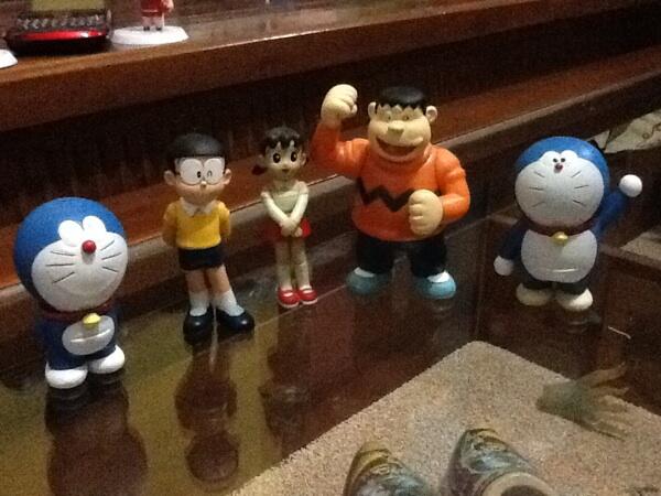 Pajangan figure one piece, detective Conan, slam dunk, doraemon, the avengers