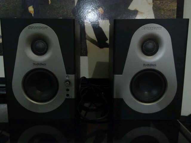 Samson 3 Dock iPod & USB Streaming Audio Kondisi Like New