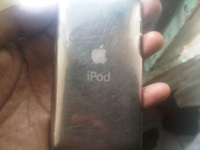 WTS Ipod 4th Gen 32GB black