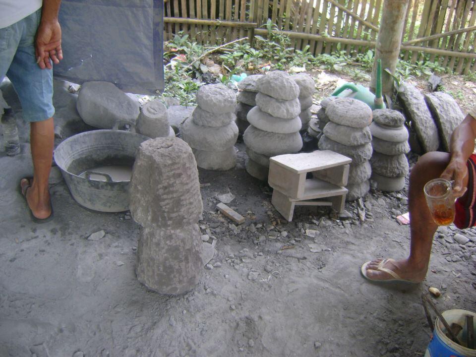 cobek/cobek batu/cobek asli,cobek alami,ulekan cobek,dapur cobek pegunungan merapi