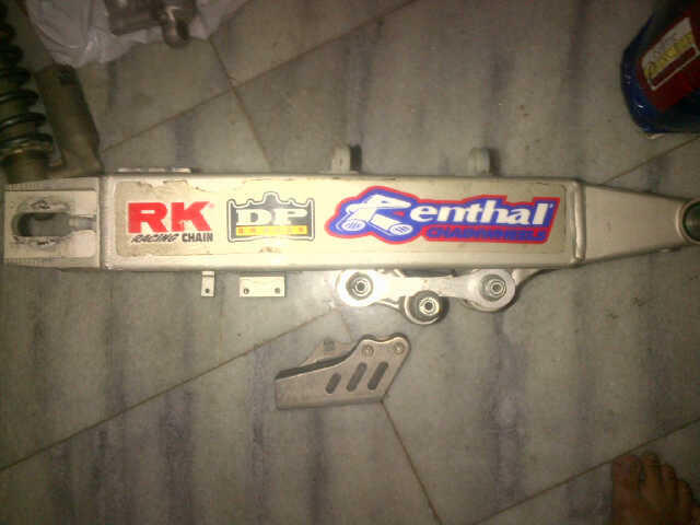 Swing Arm KX 250 + Mono shock bekas YZ 125