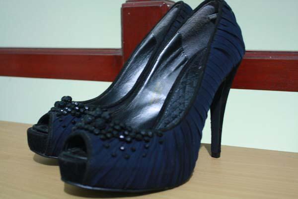 SALE !!! Charles n Keith, ankle boots, Noche,etc !!! CHEAP! crab it fast!