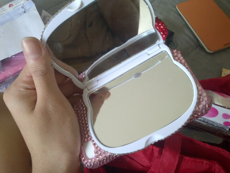 Case blink hello kitty ♡ note