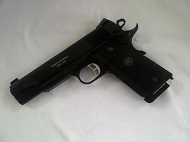 Airsoft Guns merek KWC,WE,Umarex,Wingun,Baikal,etc murah & berkualitas