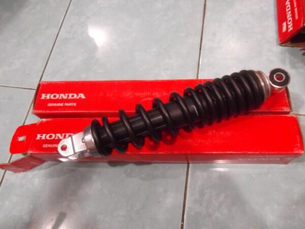 Terjual shock  belakang  original HONDA AHM kondisi baru 