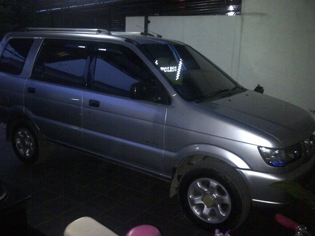 Over Kredit ISUZU PANTHER 2.5 A/T Turbo Diesel Thn 2002