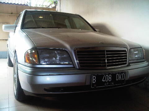 Mercedes Benz C200 A/T 1997