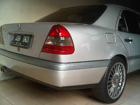 Mercedes Benz C200 A/T 1997