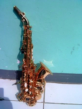 jual baby saxophone merk zeff france bekas display
