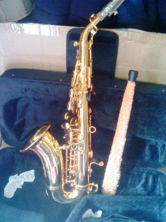 jual baby saxophone merk zeff france bekas display